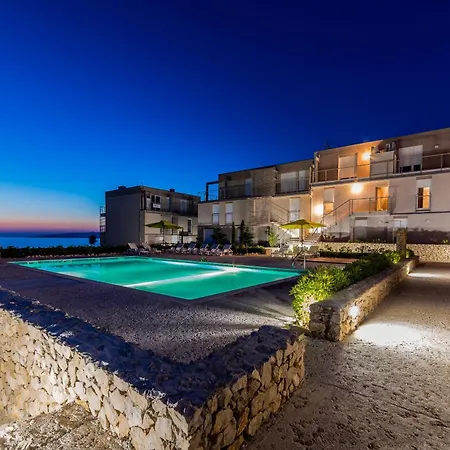 Apartment Lijepi Otok B2