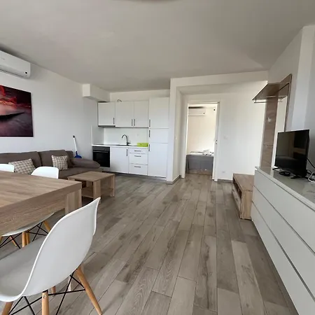 Lijepi Otok B2 Apartment *